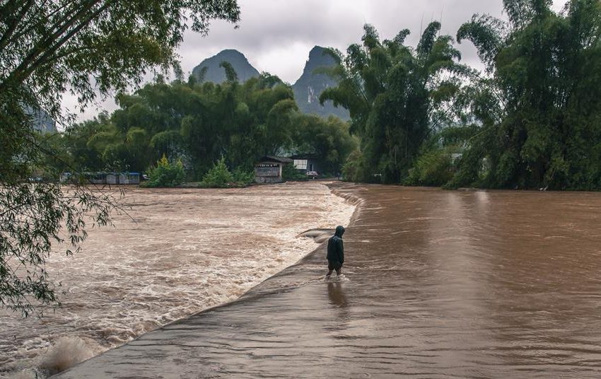  Monsoons launch surprising amounts of ozone-depleting substances into lower atmosphere | Research