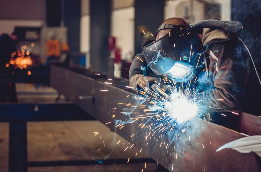  Why Is Automation the New Norm in Metalworking Precision?