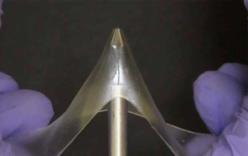  Glassy gel superpolymer is sticky and can self-heal but is also hard yet stretchy | Research