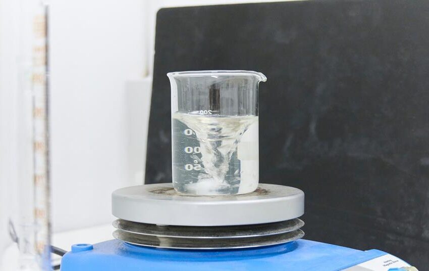  Research suggests stirrer bars may be unnecessary for hundreds of chemical reactions, challenging chemistry convention